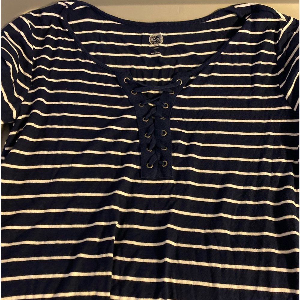 Women’s shirt